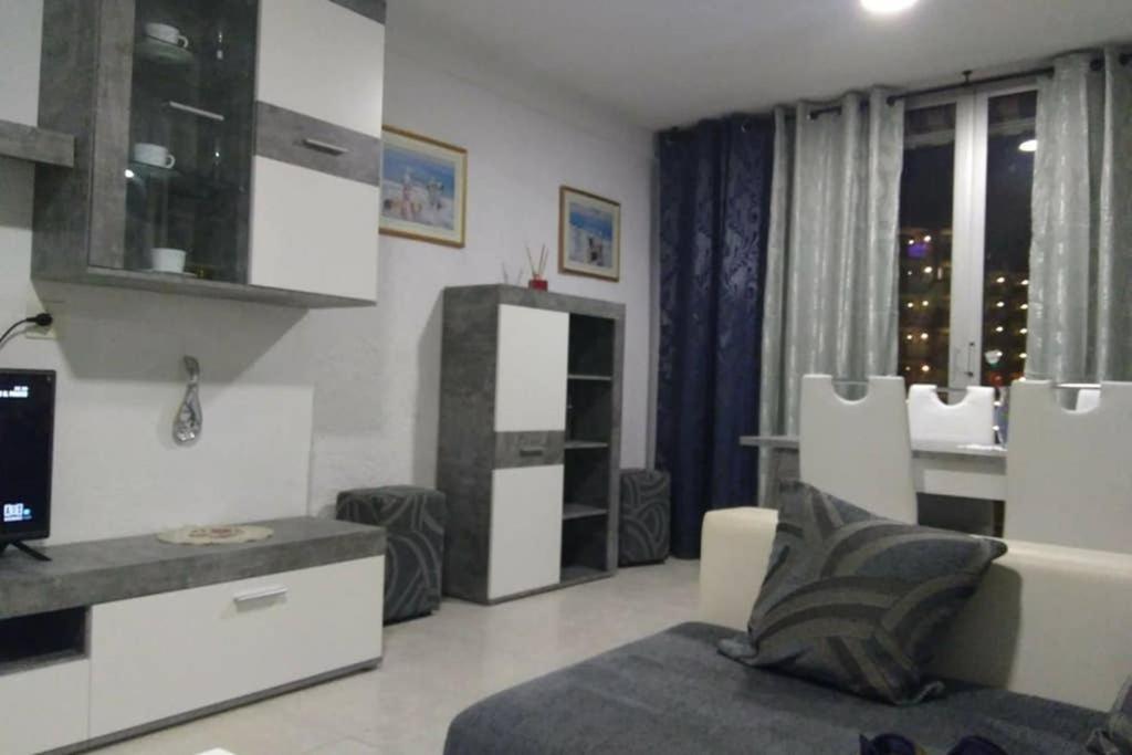 Appartamento Moby Dick 6B Benidorm Esterno foto